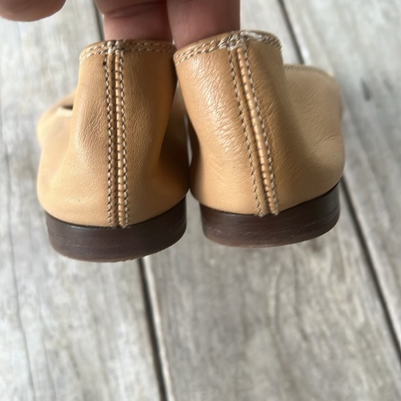 Charleston Shoe Co Women's Tan Leather Ballet Flats Size 6 Made in Mexico - Picture 6 of 9